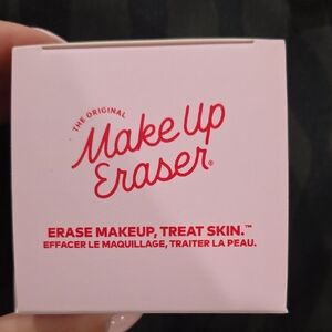 MakeUp Eraser Calming Cloud Cleanse Balm